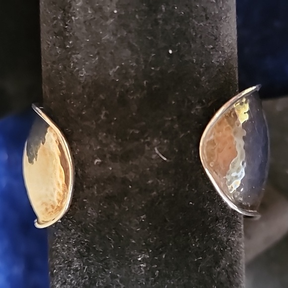 Silpada 925 Sterling Silver Hammered Look Cuff Bracelet - Picture 8 of 12